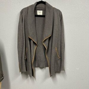 Abercrombie and Fitch Gray Open Front Cardigan with Tan Trim